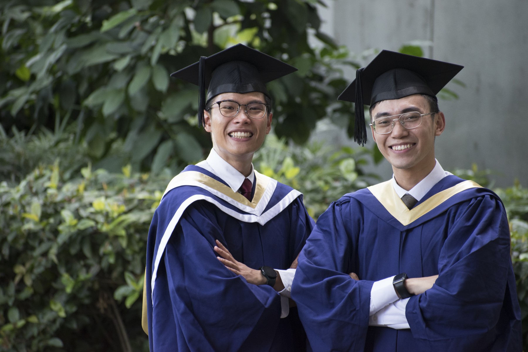 Kong Qi Herng (right) and Lim Jia Wei from the NUS Class of 2022 are championing sustainability through their start-up – the moonbeam co.