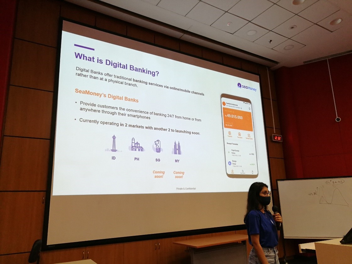 Megha Sundrani (Class of 2019, NUS Business) introduces students to the digital banking business at SeaMoney