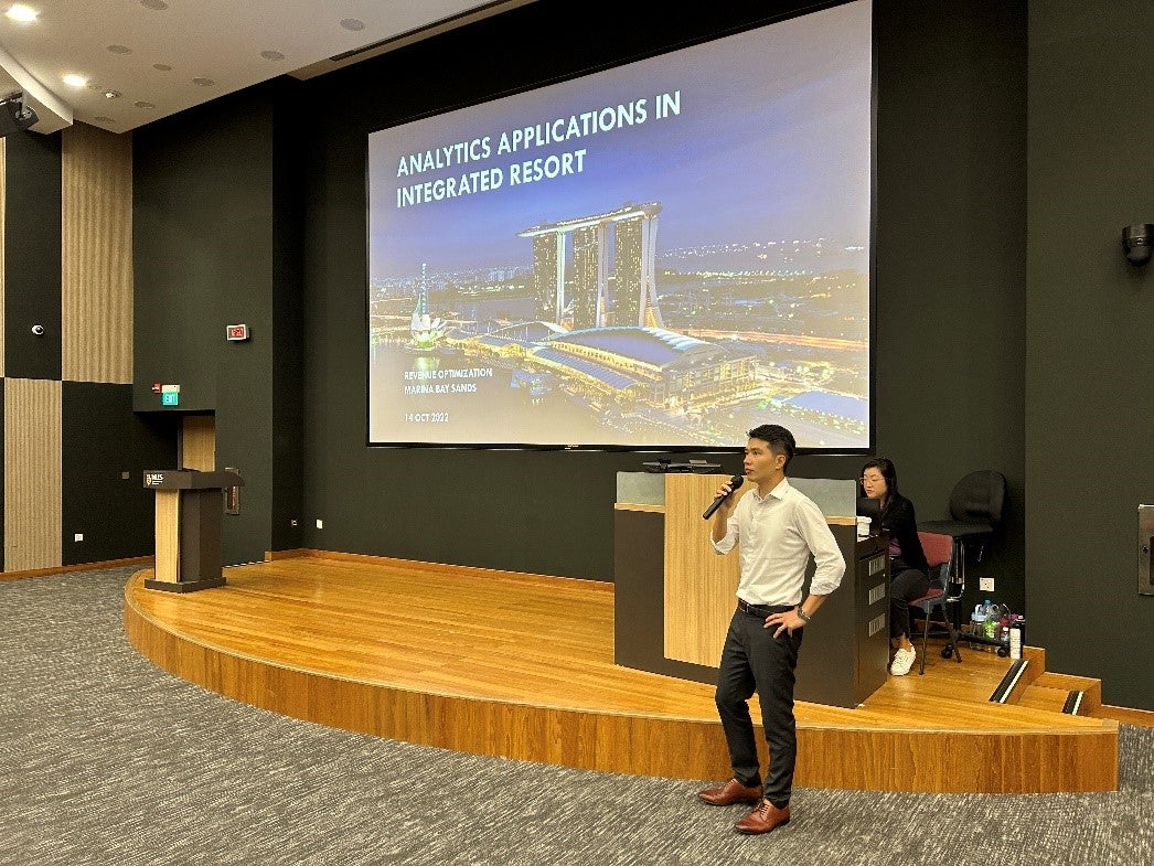 Mr Dennis CHEN, Director of Casino Analytics and Optimisation, Marina Bay Sands, kicking off the seminar at LT27