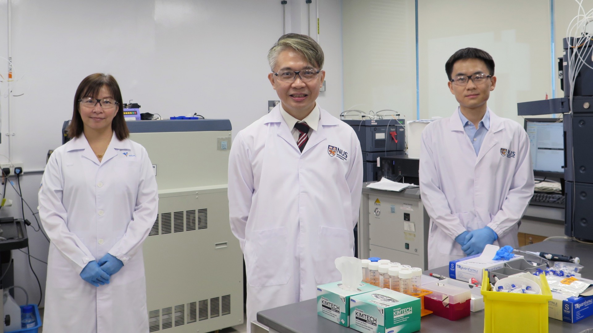 The research team comprised Professor Eric Chan (centre) from the NUS Department of Pharmacy; Ms Moy Hooi Yan (left), HSA Laboratory Director of the Analytical Toxicology Lab - Drug Abuse Testing; and Dr Wang Ziteng (right), Research Fellow at the NUS Department of Pharmacy.